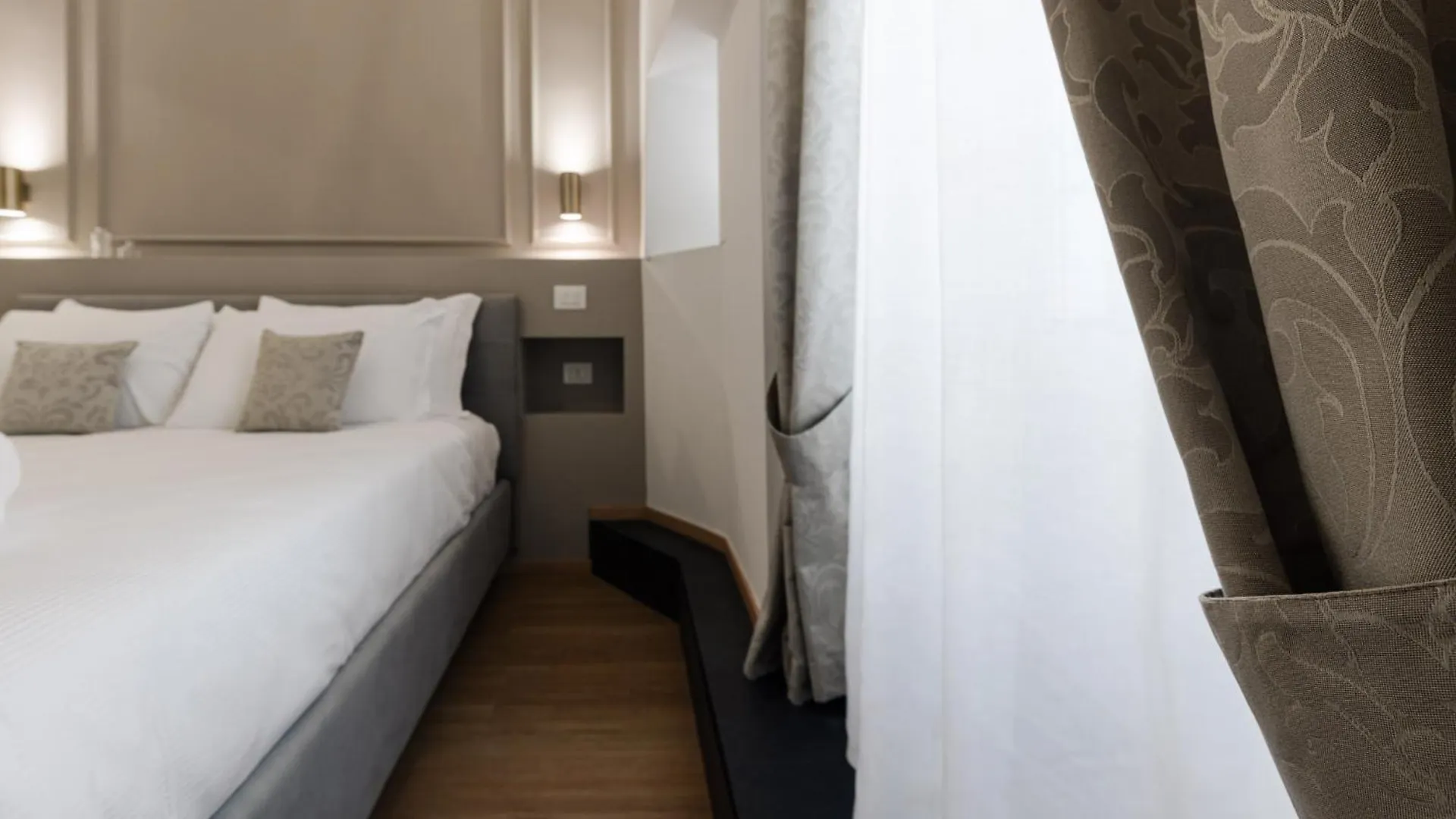 De Vince Suites - Luxury Rooms - Roma Termini Penzion